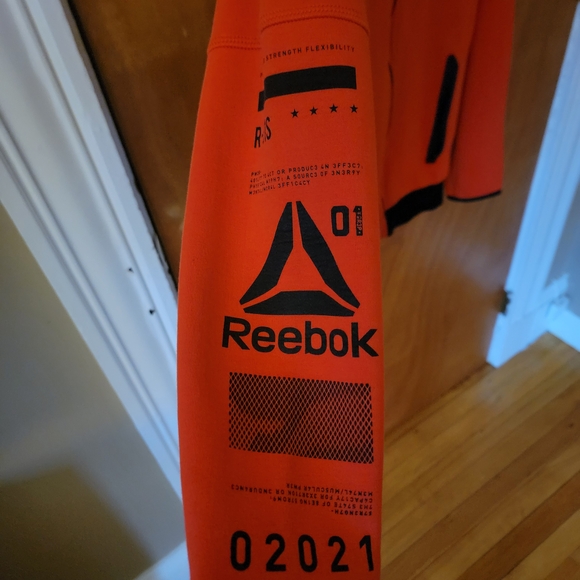 Reebok Men's Red/Black Jacket - Picture 3 of 3